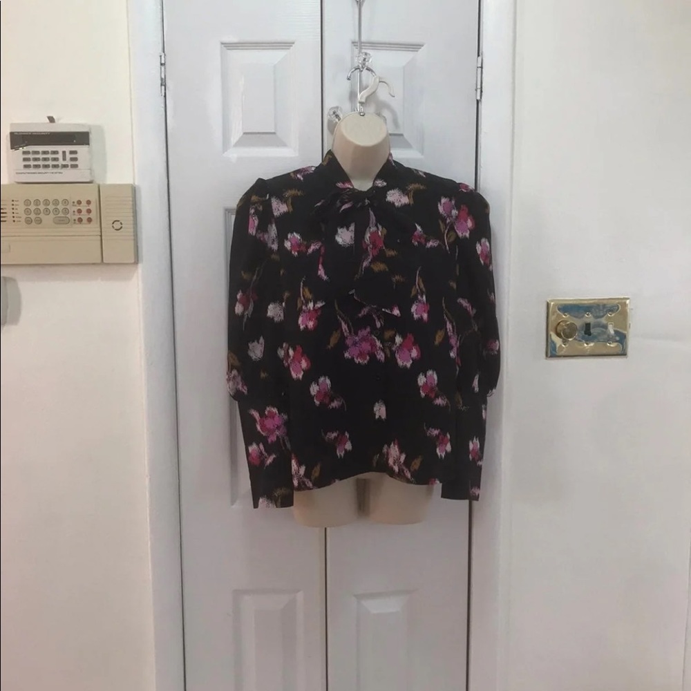 Who What Wear Red Black Floral Long Sleeve Blouse